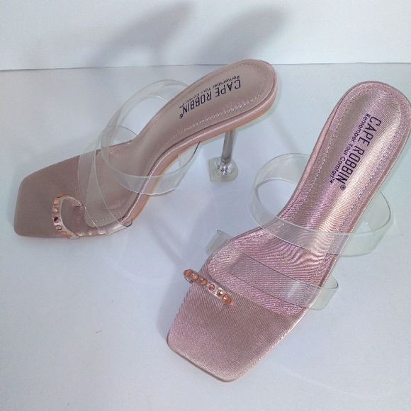 CAPE ROBBIN Champagne Bling Ring Toe Clear Heels- Size 8 - Picture 3 of 11